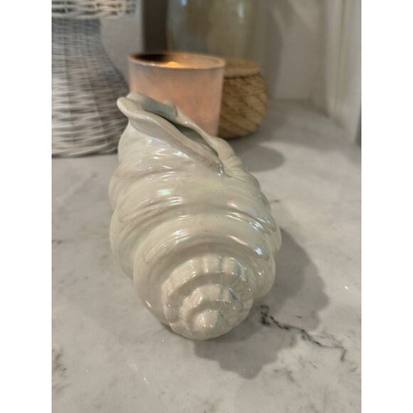 White Irredecent Ceramic Coastal Decor Hallow Seashell Decorative Planter Pot - Picture 6 of 10